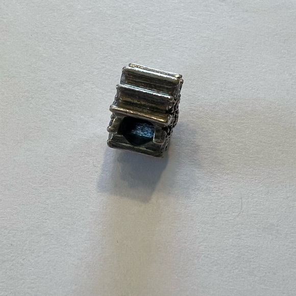 Pandora snowflake charm - Picture 2 of 3